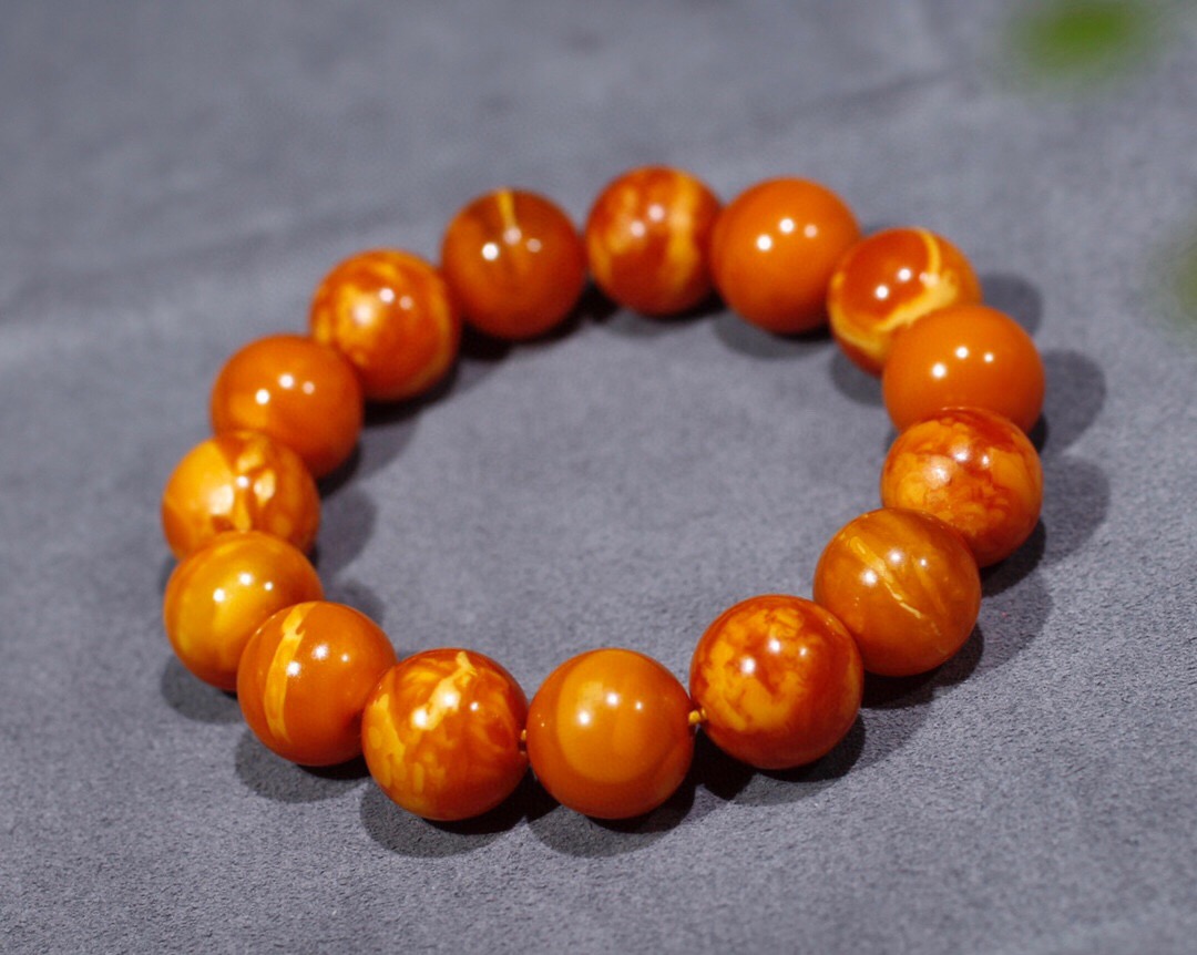 缅甸最大翡翠矿琥珀与蜜蜡的区别是什么？   第9张