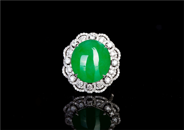 翡翠批发怎么做新手必看，翡翠玉石的鉴别方法不可错过！   第4张