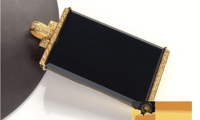 翡翠冰种墨翠价格究竟怎样？本文立刻公布！   第3张