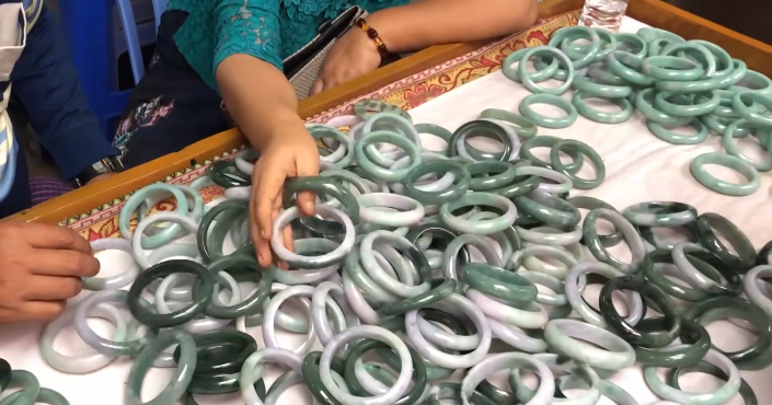 翡翠的种怎么看？浅谈对翡翠种的认知  第4张