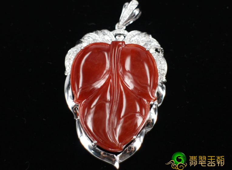 红翡翠适合什么人佩戴？这些人佩戴可能会更美   第3张