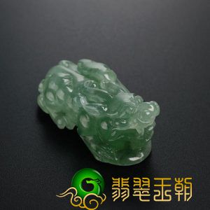 玉生肖吊坠翡翠貔貅吊坠适合什么人佩戴 分别有什么寓意   第1张