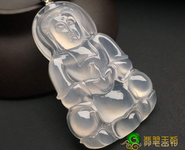 满绿翡翠原石怎么看一般冰种翡翠观音价格贵吗？什么样的冰种翡翠观音最好？   第1张
