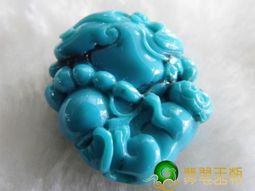 缅甸翡翠平安牌给你一块绿松石，如何判断是否是极品   第1张