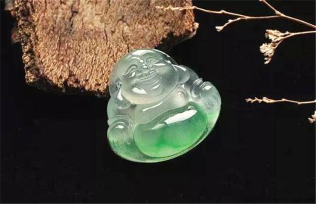 低档翡翠手镯批发你知晓翡翠的重点知识吗？点进来就知道了！(图文)   第1张