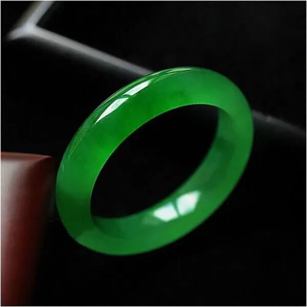 跟我学翡翠吧！（翡翠绿色篇）  第2张