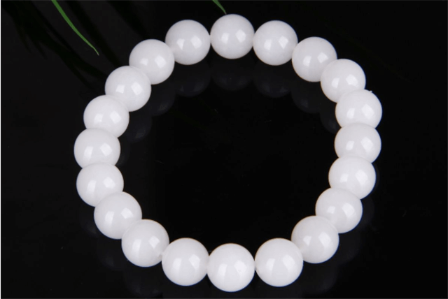 和田玉籽料手链怎么盘？教你如何盘出包浆！   第3张