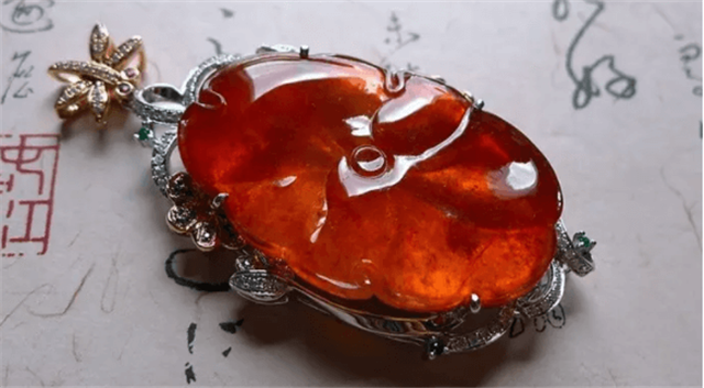 缅甸红翡有收藏价值吗？原来它的价值这么高！   第2张