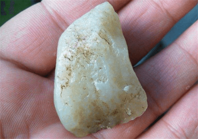 和田玉戈壁料的行情看好，原来它的升值潜力这么大！   第2张