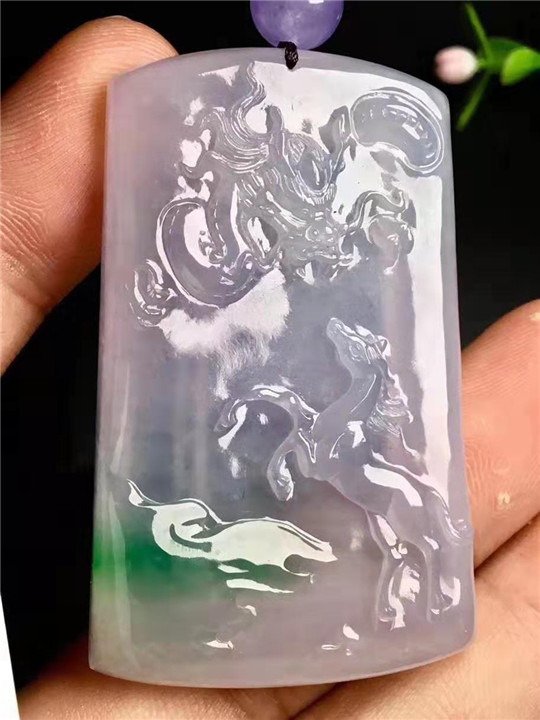 绿翡翠手镯多钱写意翡翠，如诗如画醉人心   第2张