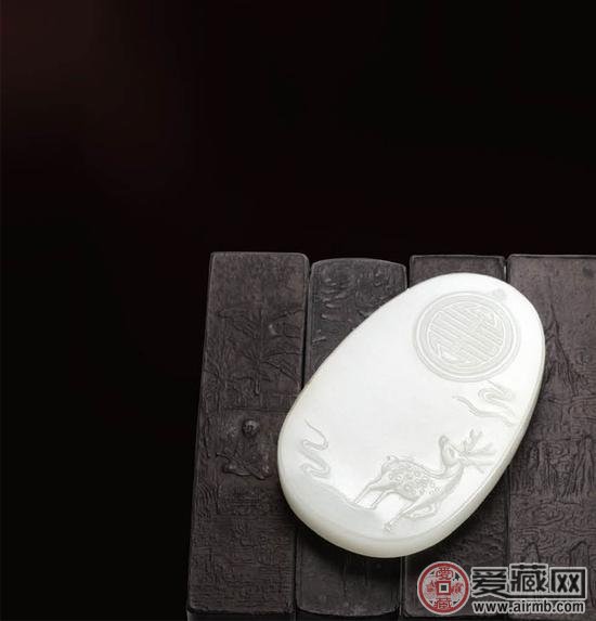 翡翠镯子有裂会漏财和田玉解析：什么样的和田玉值得买   第2张