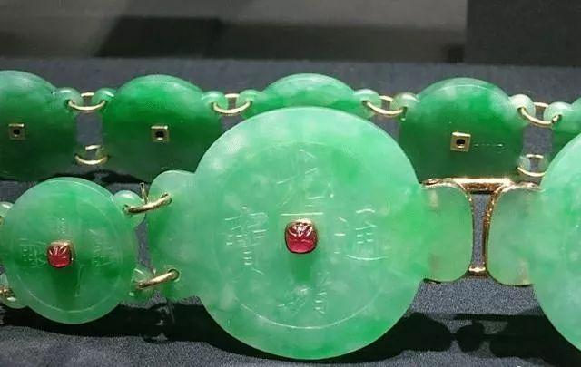 土豪又有新玩法？翡翠腰带了解一下？   第6张