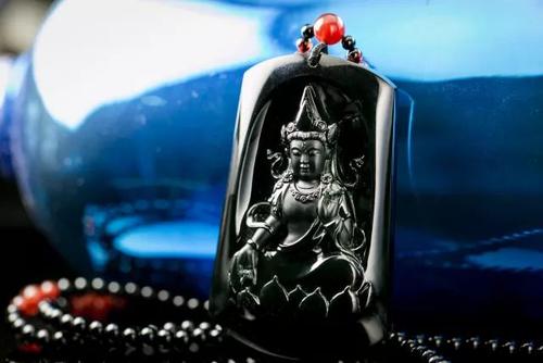 男性戴翡翠观音需要注意什么？我们要怎么选购翡翠观音？   第3张