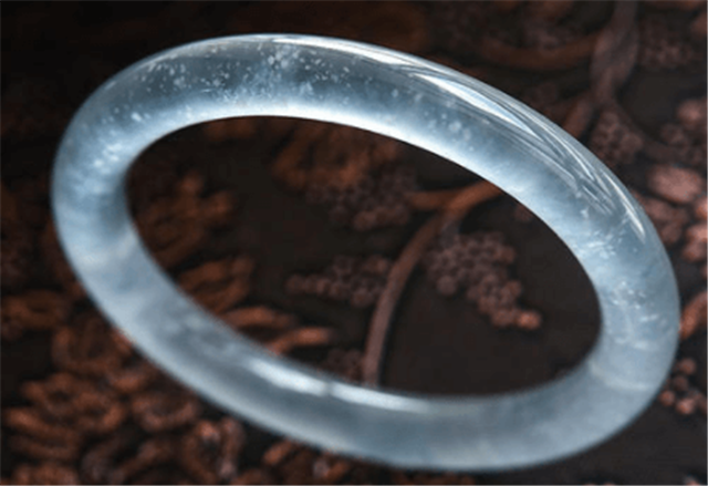 什么是木那翡翠？木那翡翠有几种颜色？   第4张