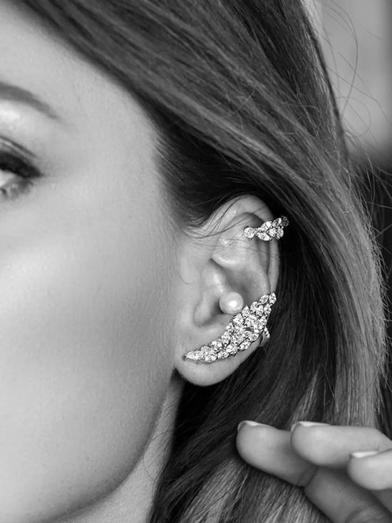 批量翡翠毛料传统珠宝消费转型升级 年轻化珠宝品牌成新力量   第2张