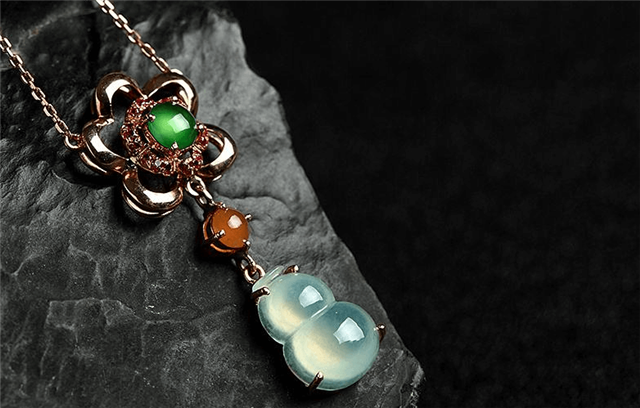 冰种翡翠的颜色有哪些？哪种颜色的价值更高?   第3张