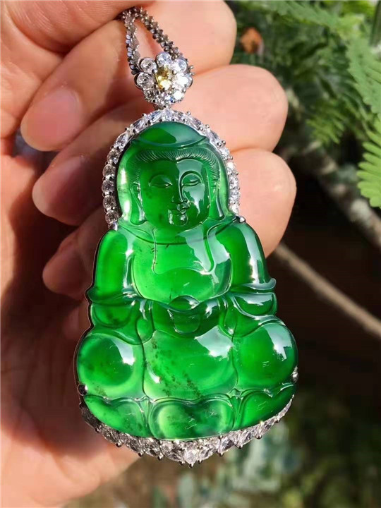 糯种翡翠图片高颜值翡翠赏析   第2张