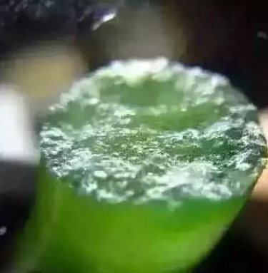 翡翠能承受多少度的高温，说出来吓你一跳   第9张