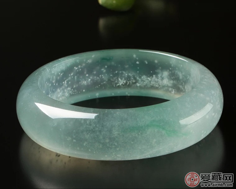 翡翠怎么购买好?翡翠选购技巧分析   第2张