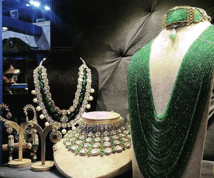 香港珠宝展出现难得一见古玩首饰，光芒四射，宝石的精彩不容错失  第3张