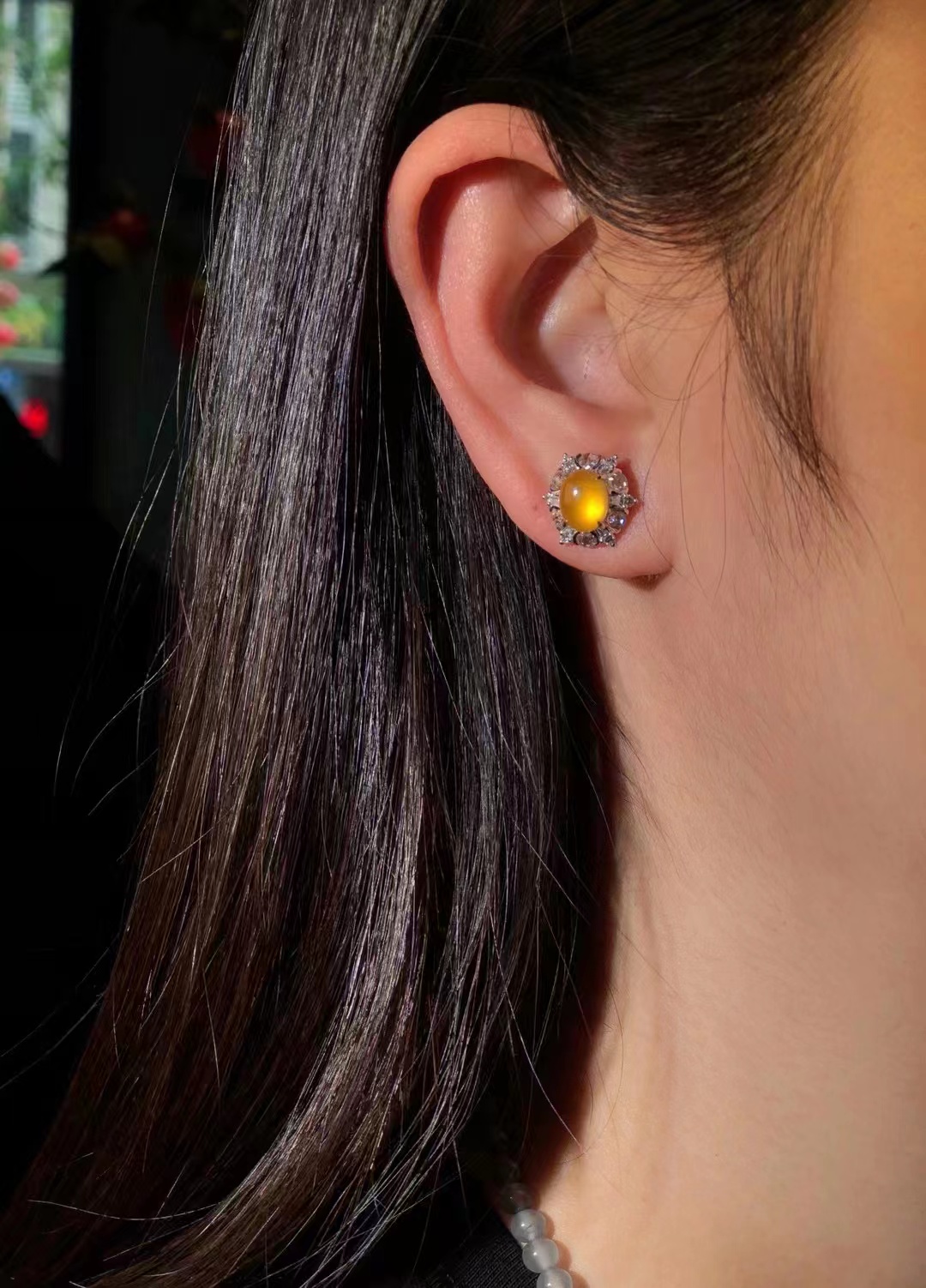 来自西方的陈旧玫瑰切工钻石，和翡翠完美结合，会有怎样的美呢？  第7张