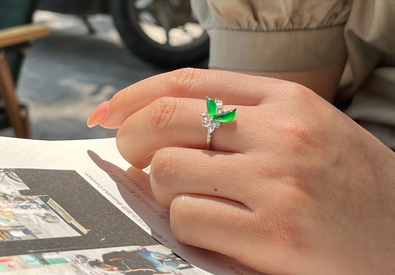 来自西方的陈旧玫瑰切工钻石，和翡翠完美结合，会有怎样的美呢？  第10张