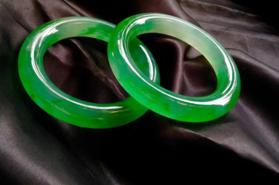 翡翠真假怎么看  第3张