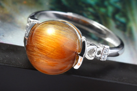 金发晶适合女人戴吗  第2张