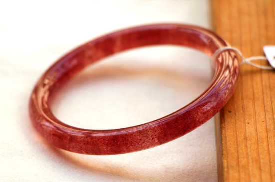 红绿草莓晶的功效与作用点  第3张