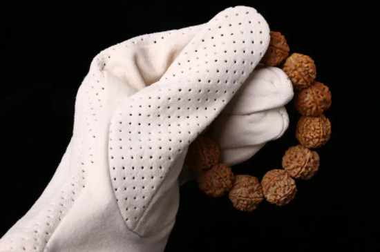 手串盘黑了能不能补救  第2张