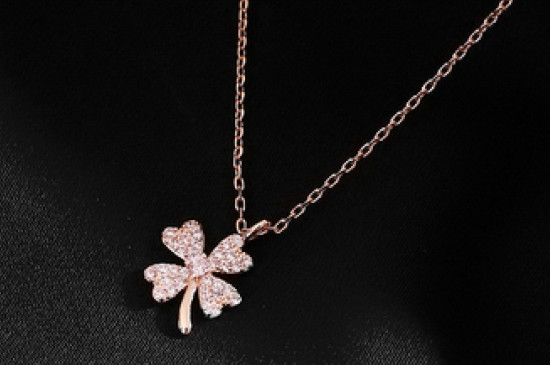 四叶草项链的含义  第2张