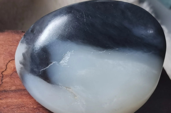 青花墨玉和墨玉区别  第3张