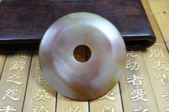 糖沁和田玉是什么意思  第2张