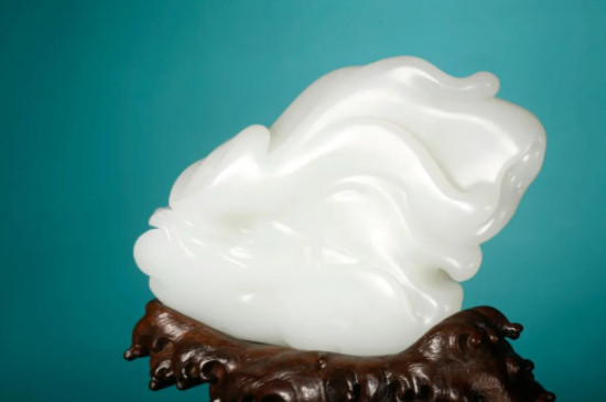 和田玉95于田料特征  第2张