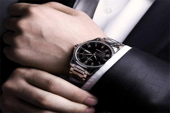 男人手表应该戴在哪只手  第3张