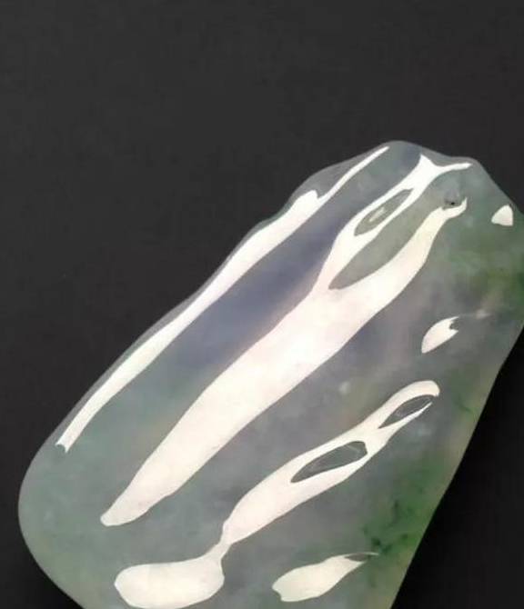 留白也是一种艺术，极简翡翠开始风靡市场  第11张