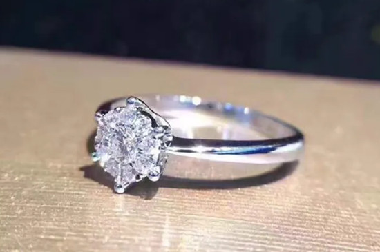 订婚戒指戴左手还是右手  第3张