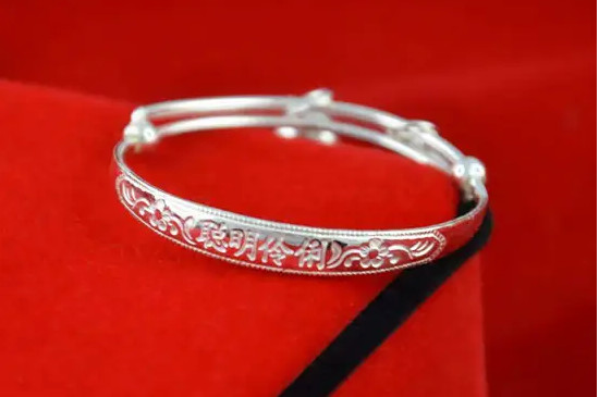 黄金可以和银子戴在一起吗  第3张