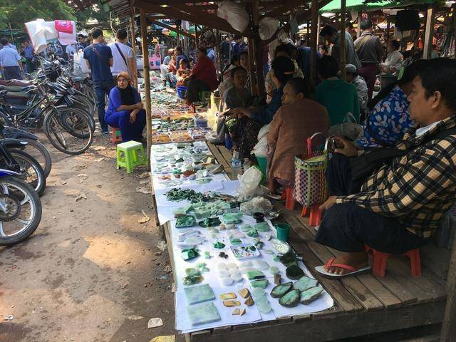 在缅甸买翡翠，真的比国内的便宜吗，有些真相你要了解  第5张