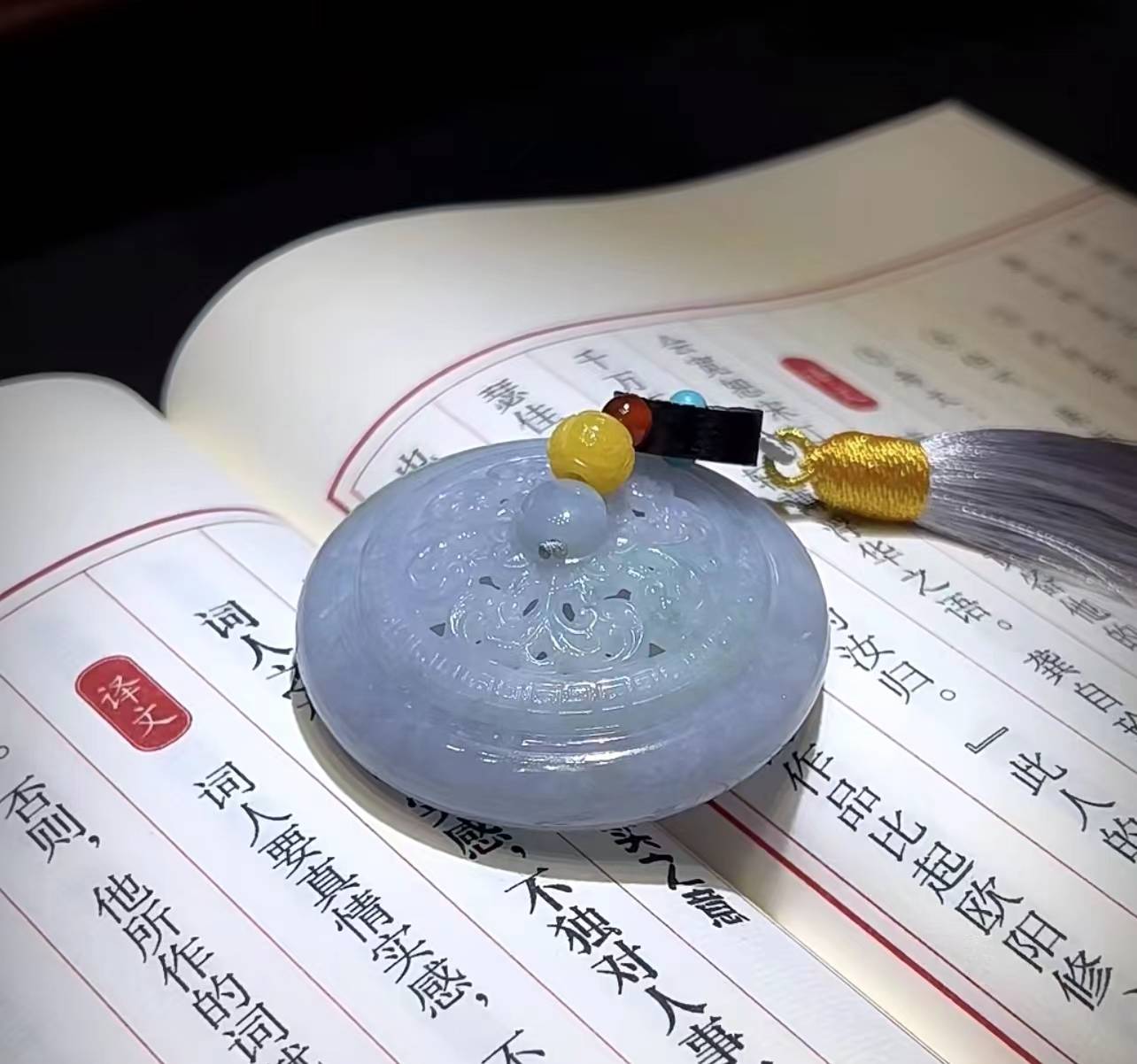 你能想象这香炉是什么雕刻出来的吗？  第2张