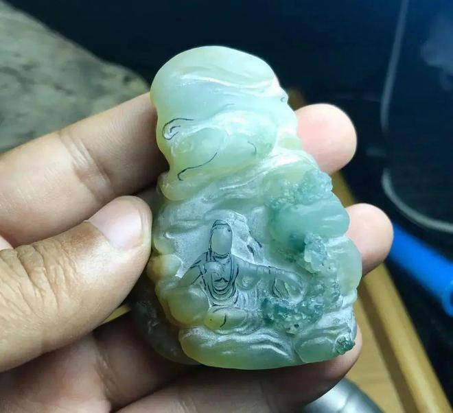 木那场口自在观音雕刻过程  第5张
