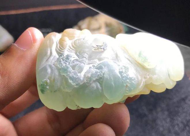 木那场口自在观音雕刻过程  第6张