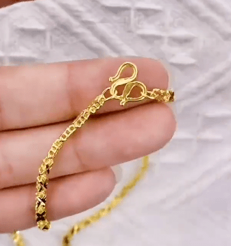 如何正确佩戴黄金项链！  第4张